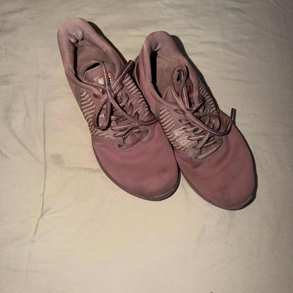 Nike Women's Dusty Pink Athletic Sneakers